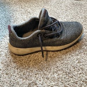 Selling allbirds M11 shoes!